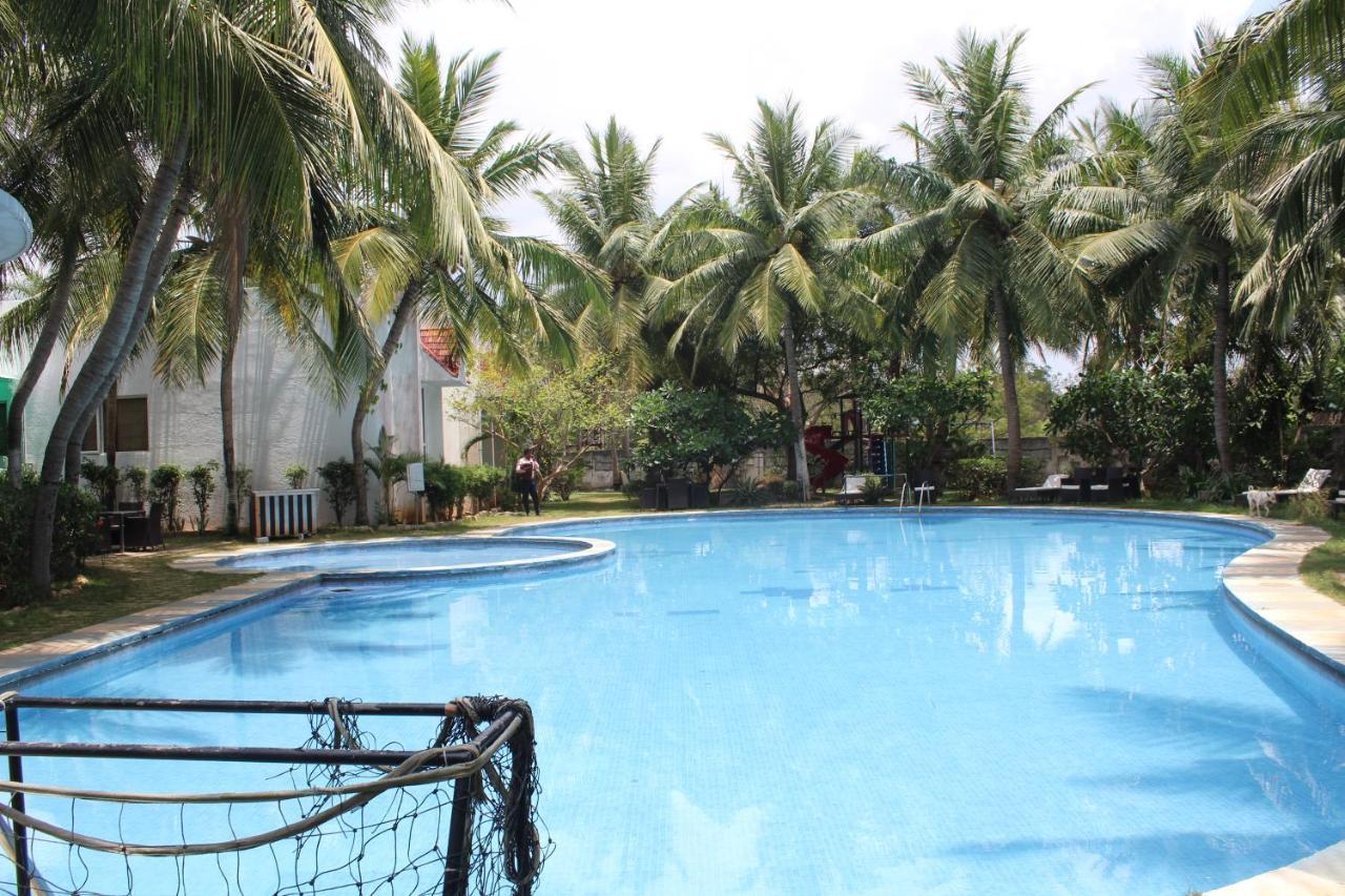 Citrus Hotel Sriperumbudur Bagian luar foto