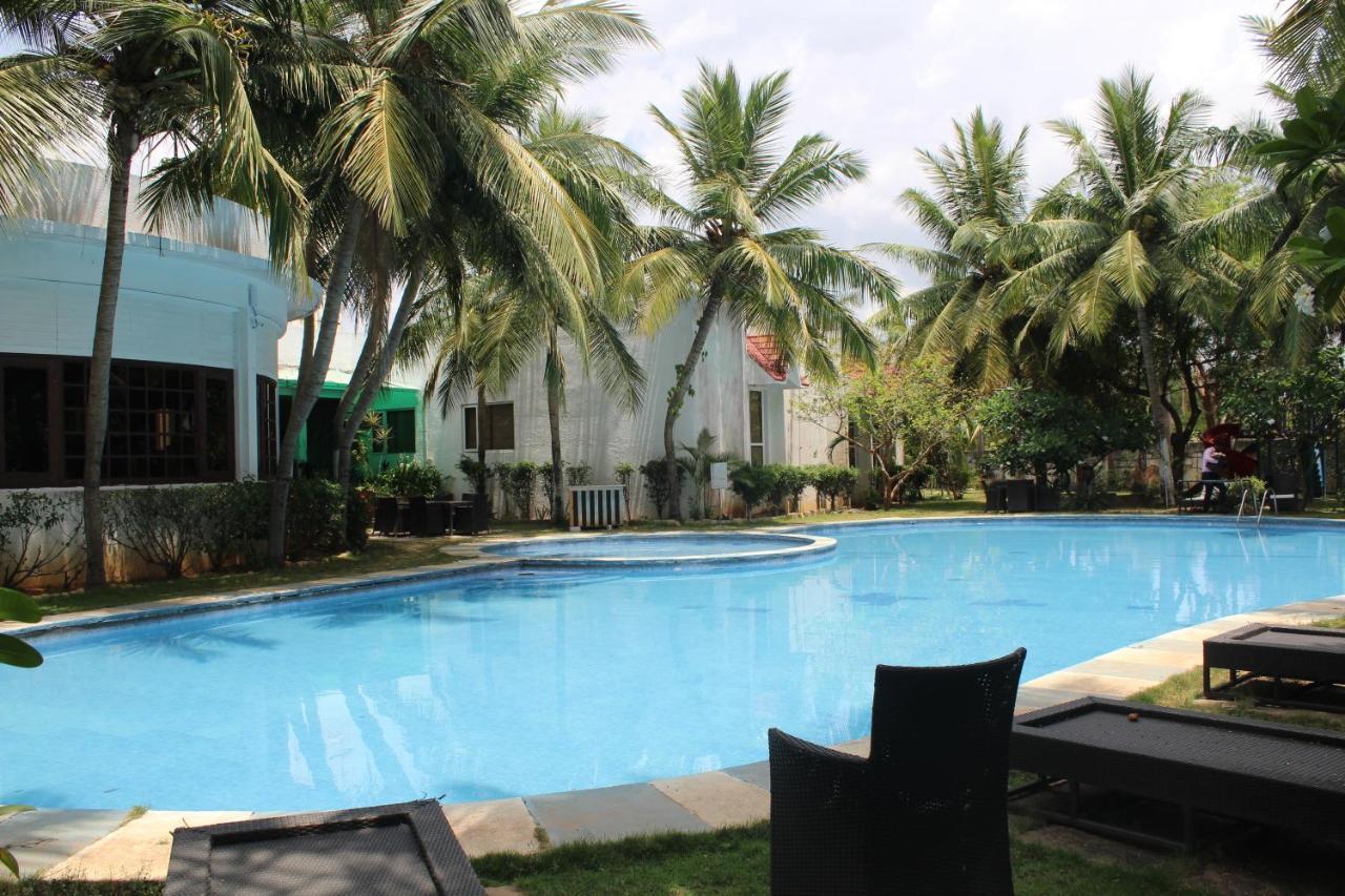 Citrus Hotel Sriperumbudur Bagian luar foto